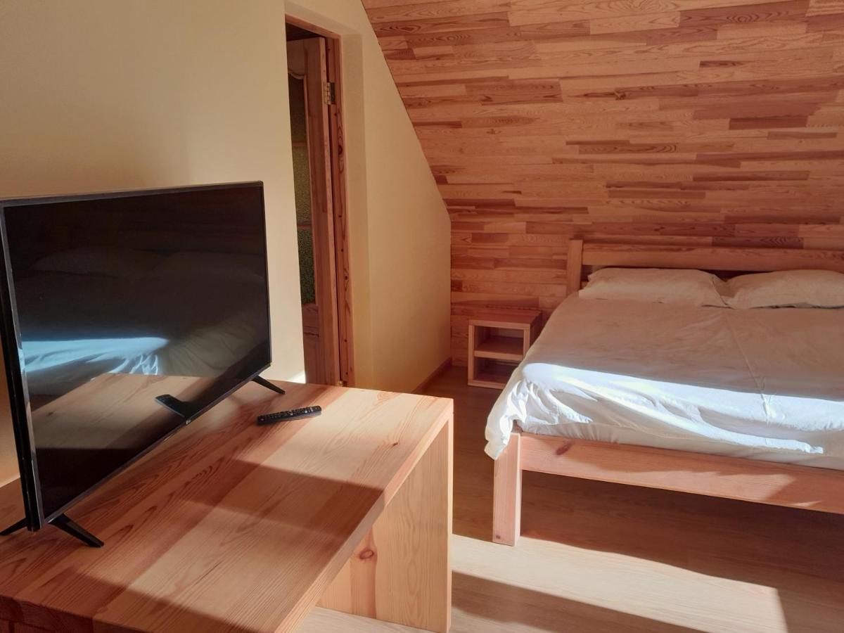 Guest House Vilcini Bernāti Kültér fotó
